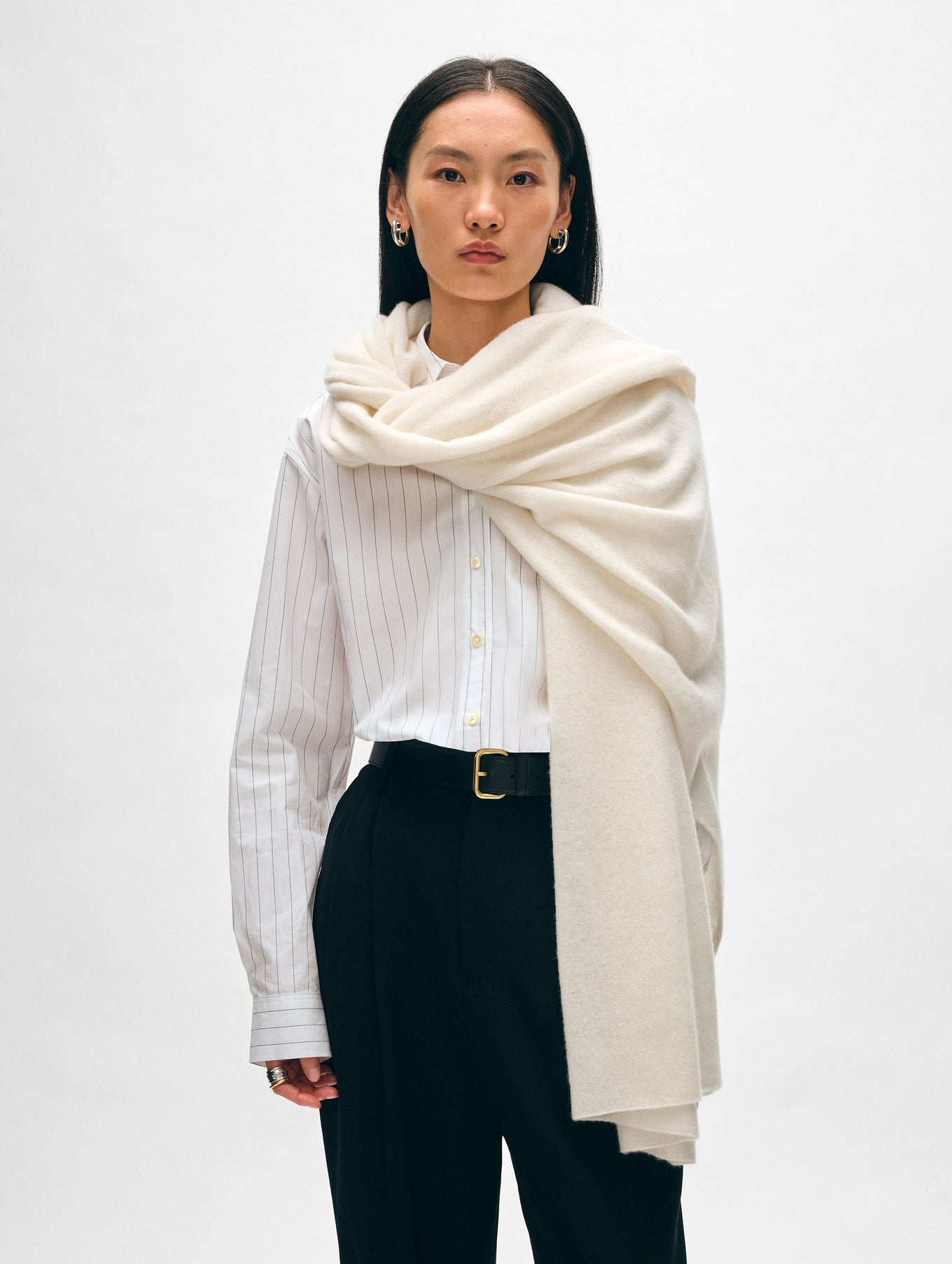 White + Warren Cashmere Travel Wrap