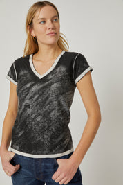 Kokun Overdyed V Neck S/S Tee