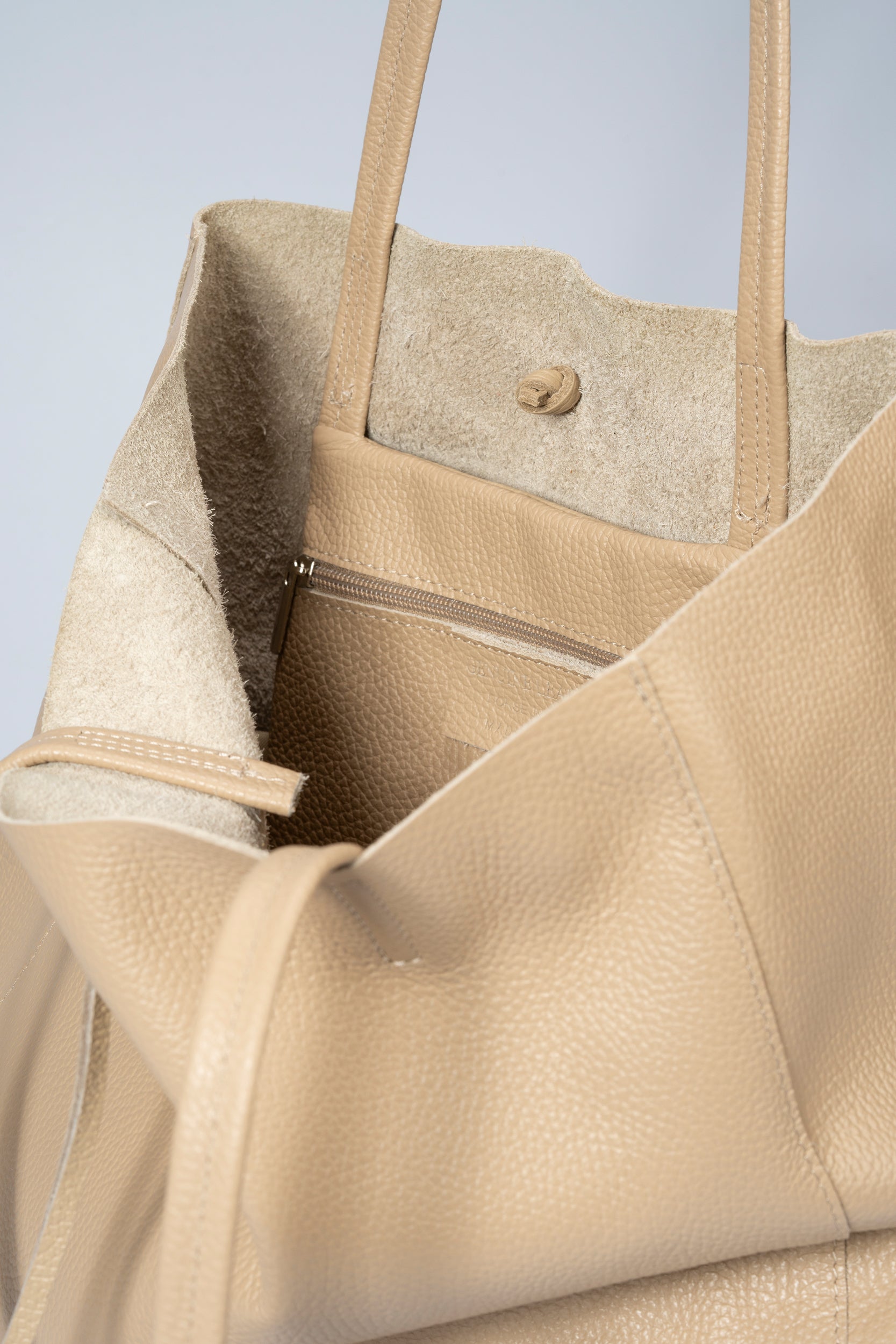 The Bella Leather Tote