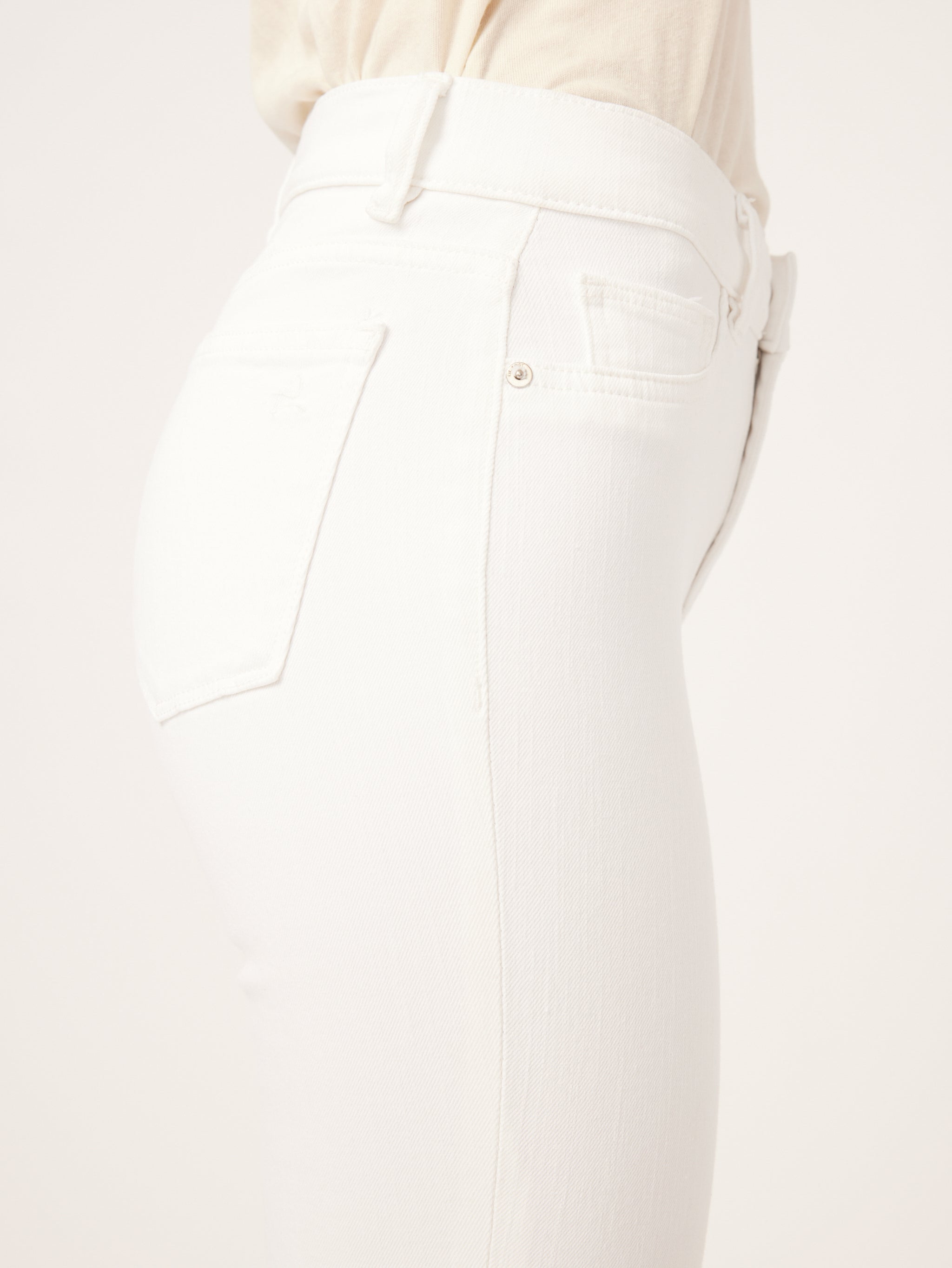 12947_MARAANKLE_MILK_019_2048x_0992a1df-1a77-4970-a46f-9449f687425e.jpg