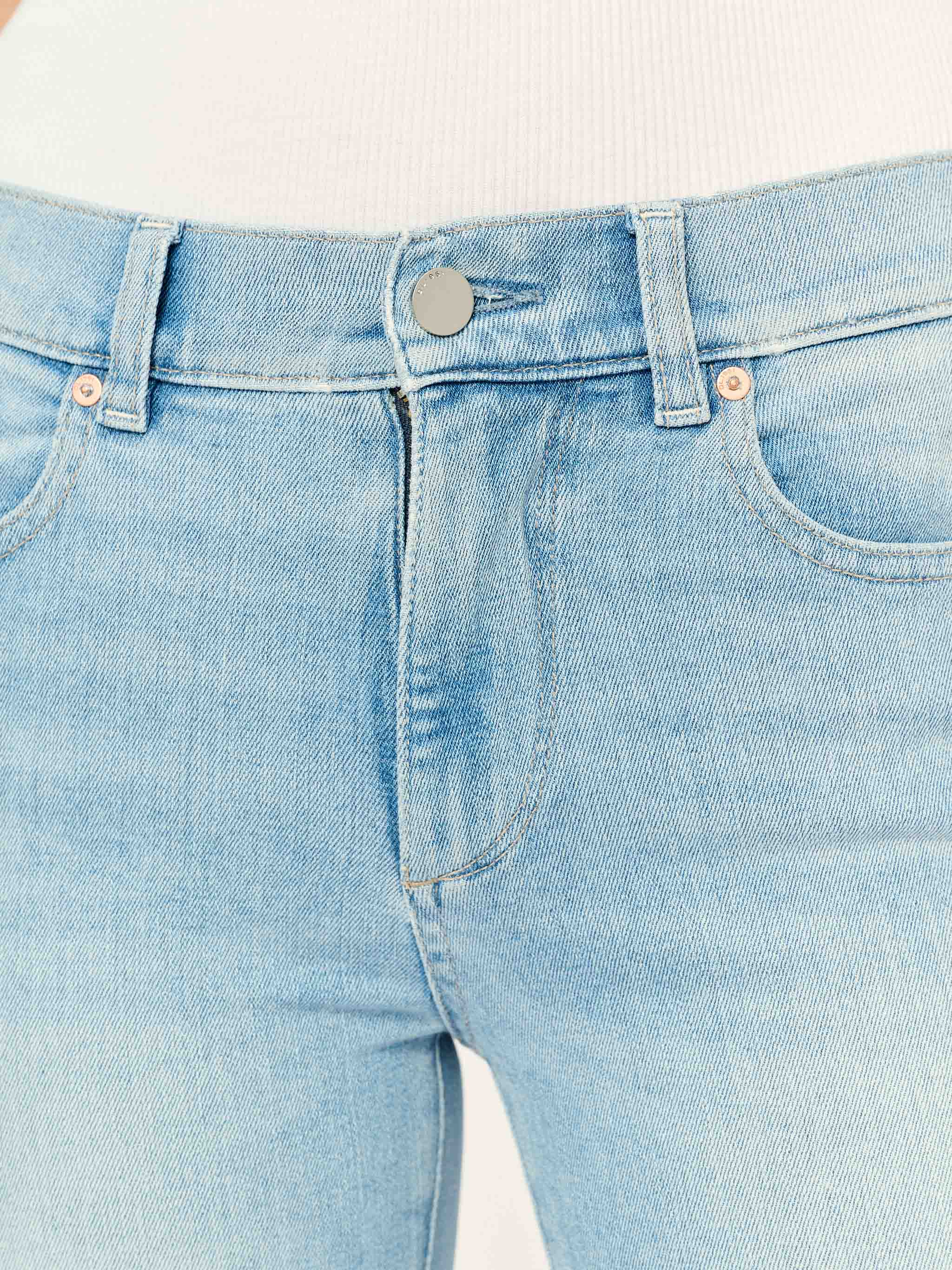 DL1961 Mara Straight Mid Rise Instasculpt Ankle Jean