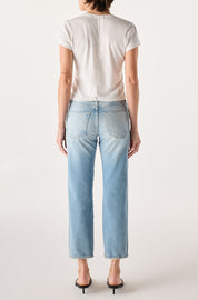 AMO 143 Straight Crop Jean