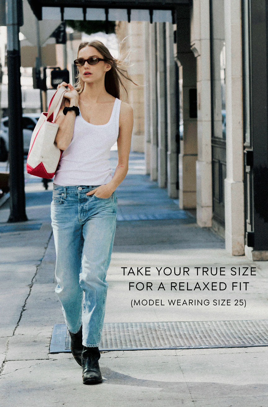 AMO 143 Straight Crop Jean