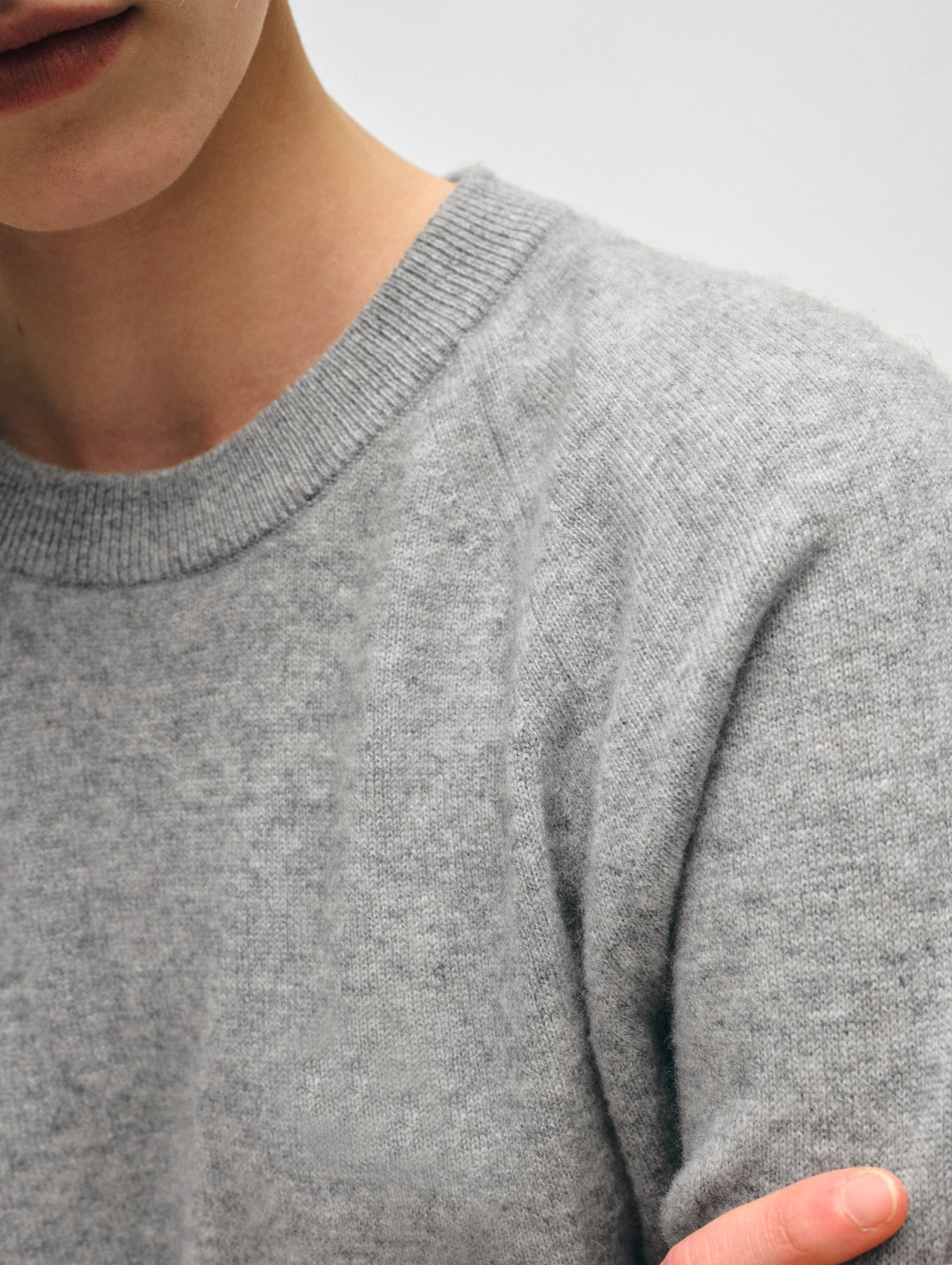 White + Warren Cashmere Easy Sweatshirt