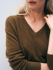 White + Warren Cashmere V-Neck