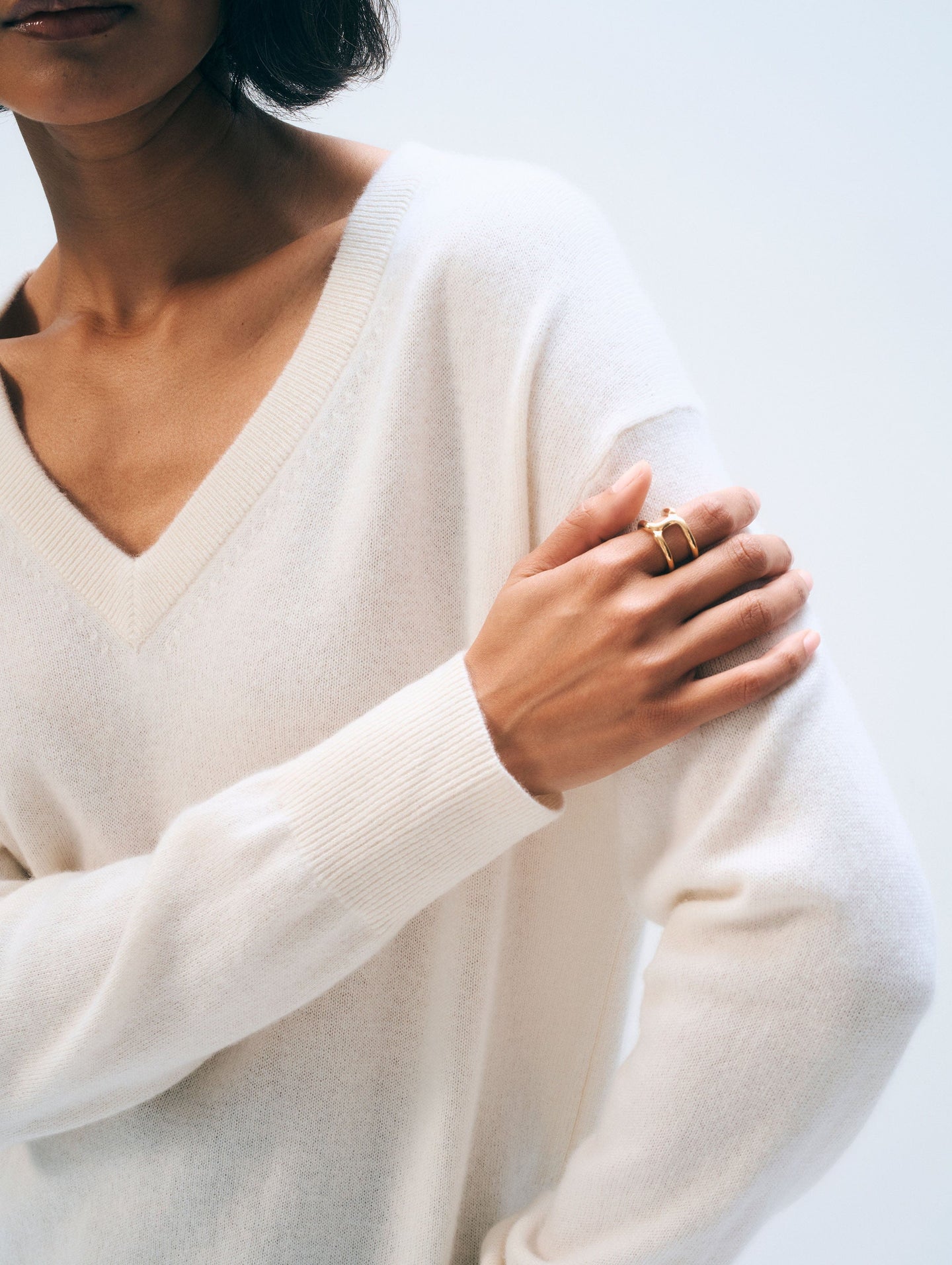 White + Warren Cashmere V-Neck
