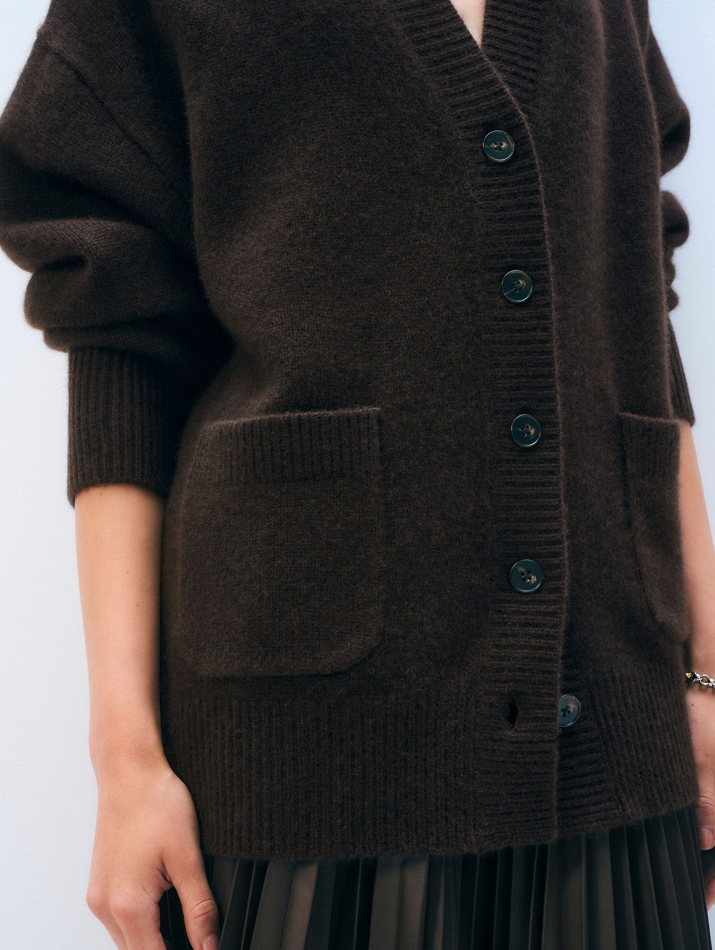 21201_CashmereLuxePocketCardigan_DarkUmber_MR_04.jpg