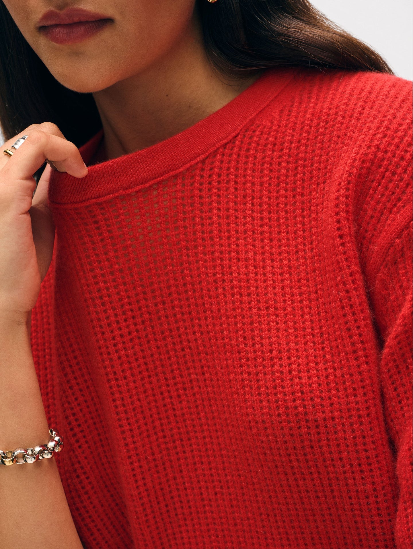 21535_CashmereWaffleMeshTee_FrenchRed_LV_04.jpg