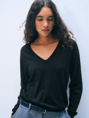 White + Warren Superfine Merino Wool V Neck
