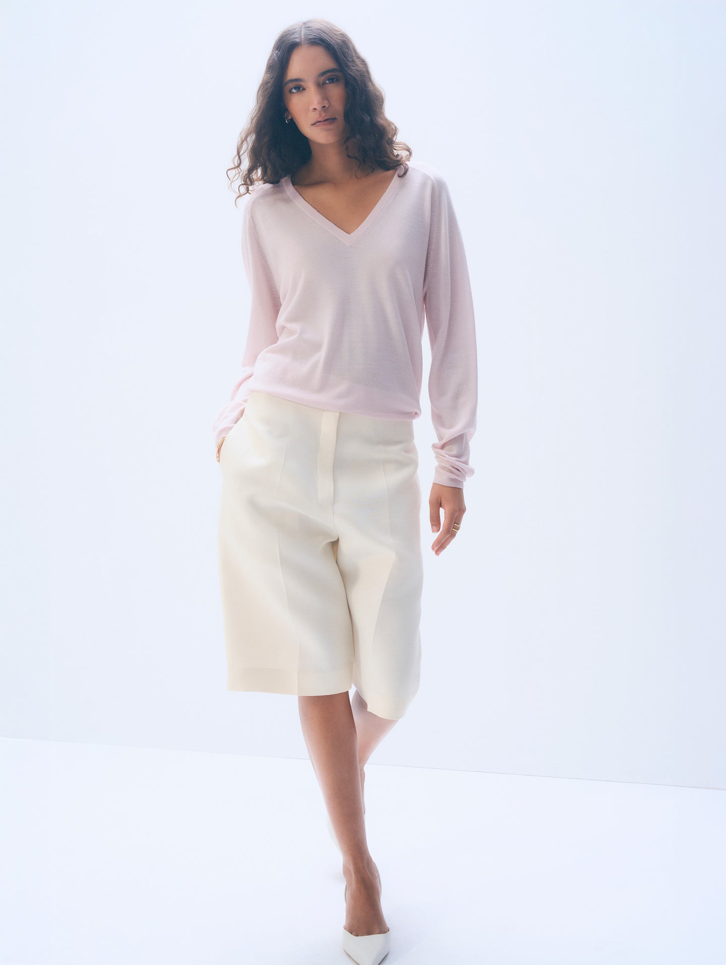 White + Warren Superfine Merino Wool V Neck