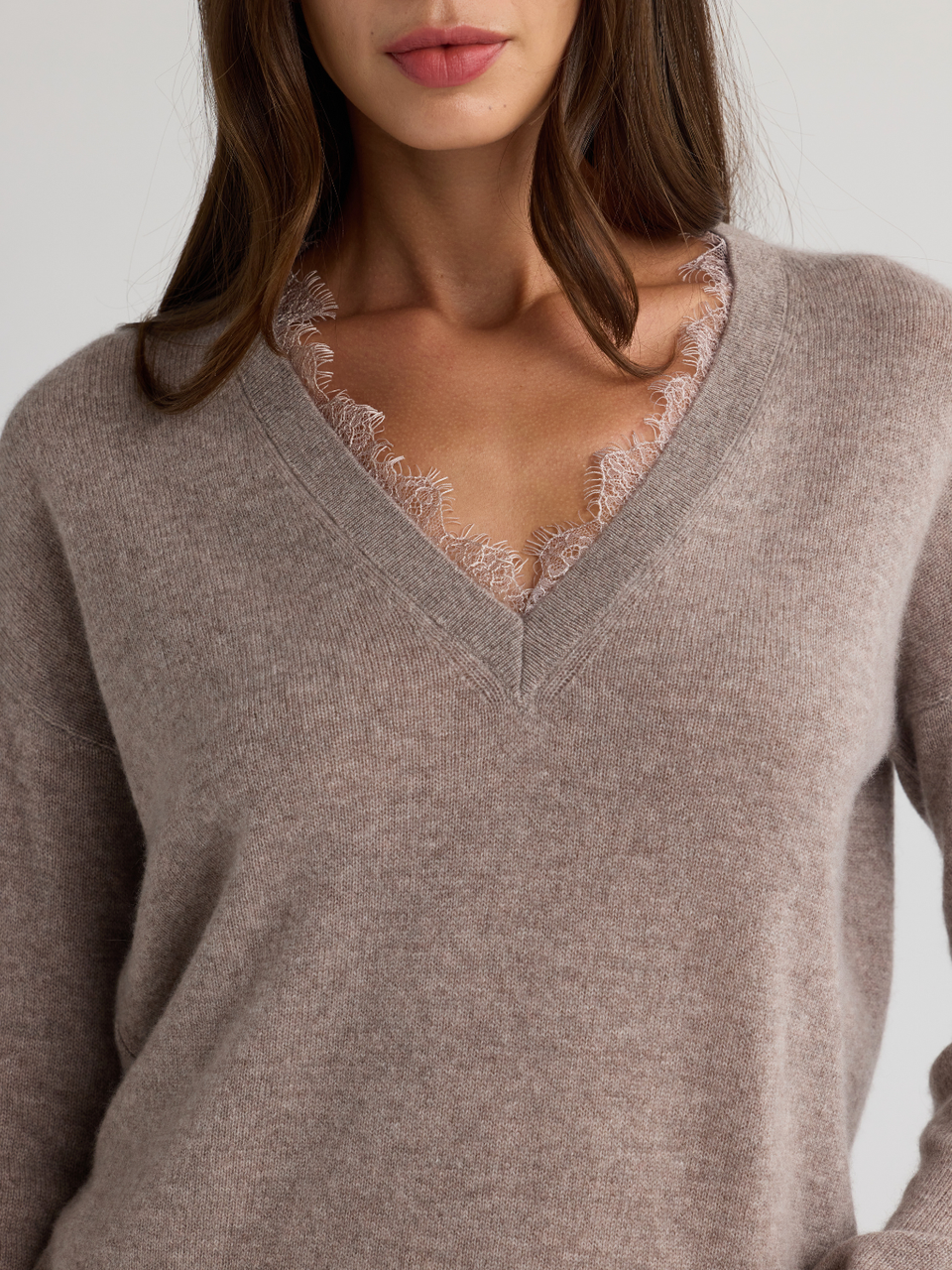 W. Cashmere Ciel V Neck Sweater With Lace
