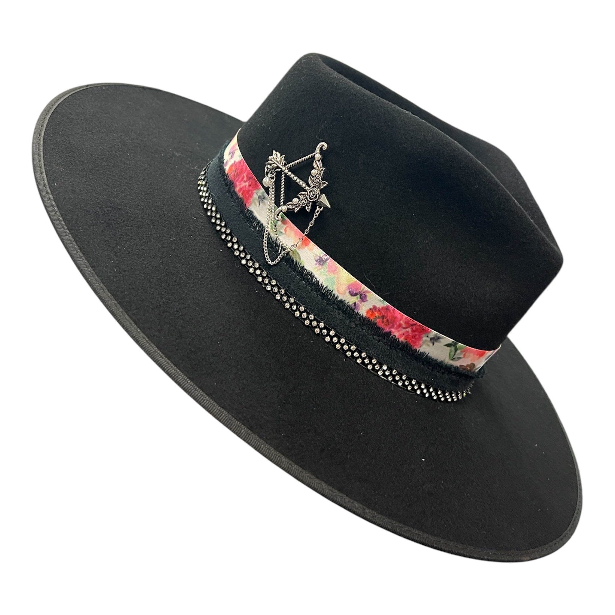 Fab Finds By Sarah Rancher Hat in Bow & Arrow