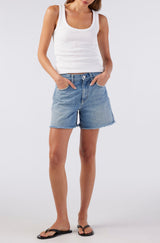 AMO Billie Shorts in Free Spirit