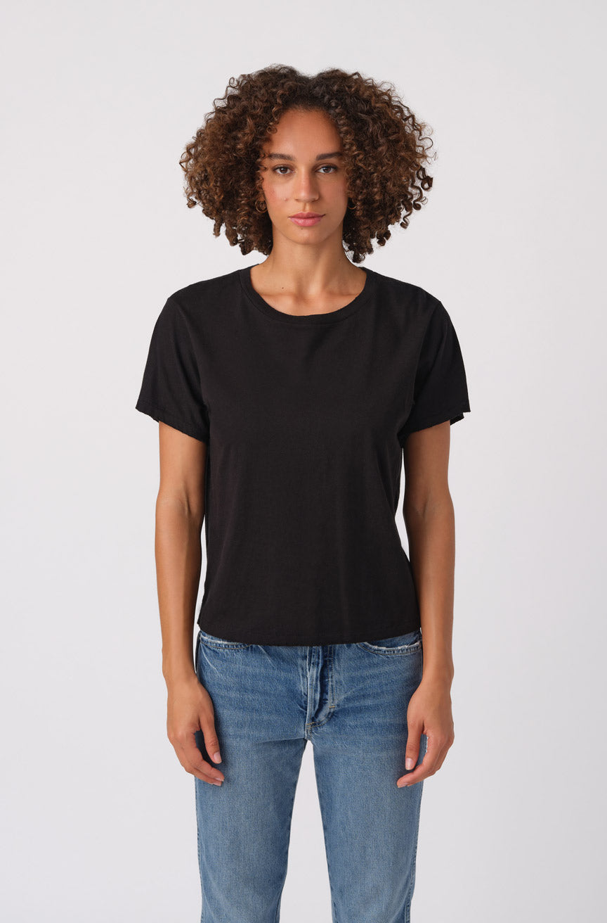 AMO Classic Tee