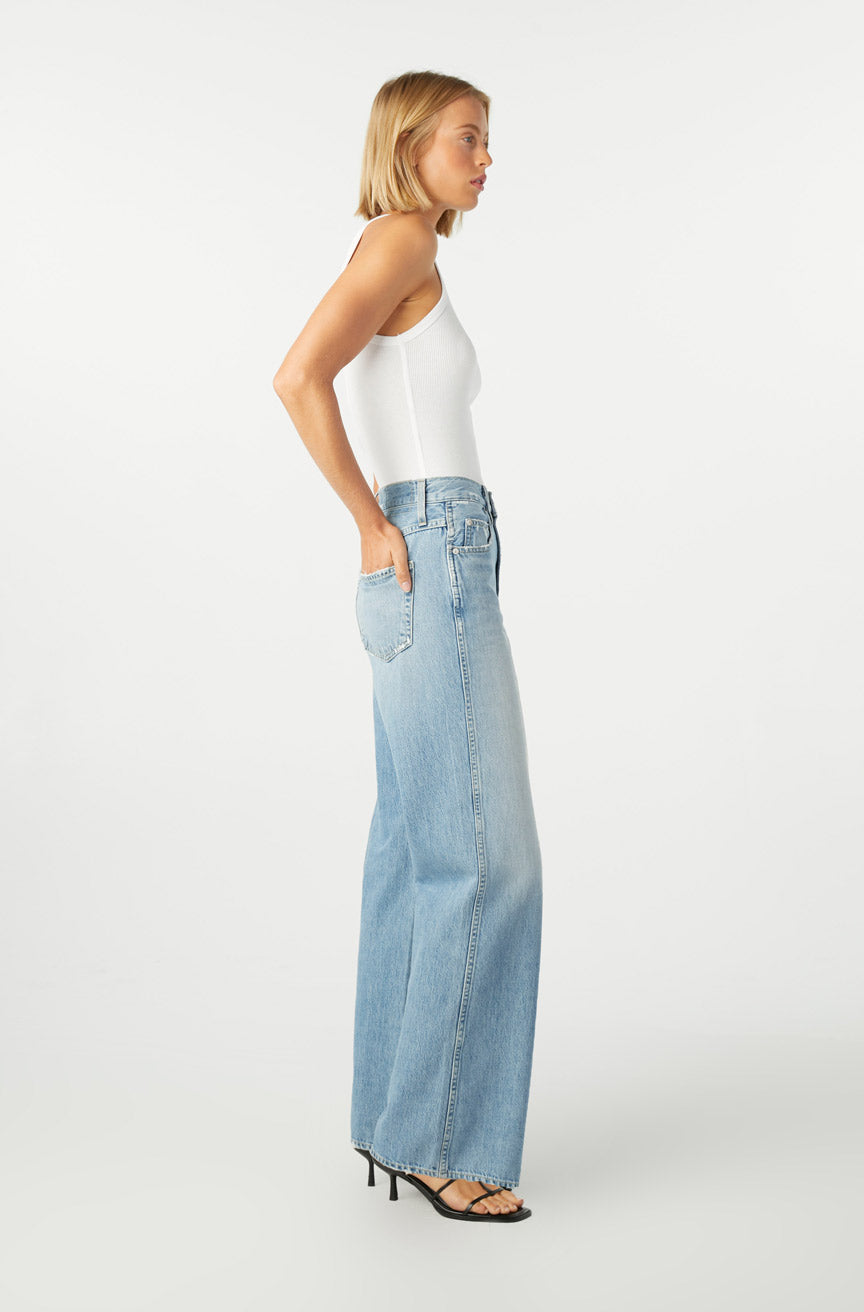 AMO Frida Pant in Outlaw