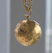 14KT Gold Vintage Globe Charm
