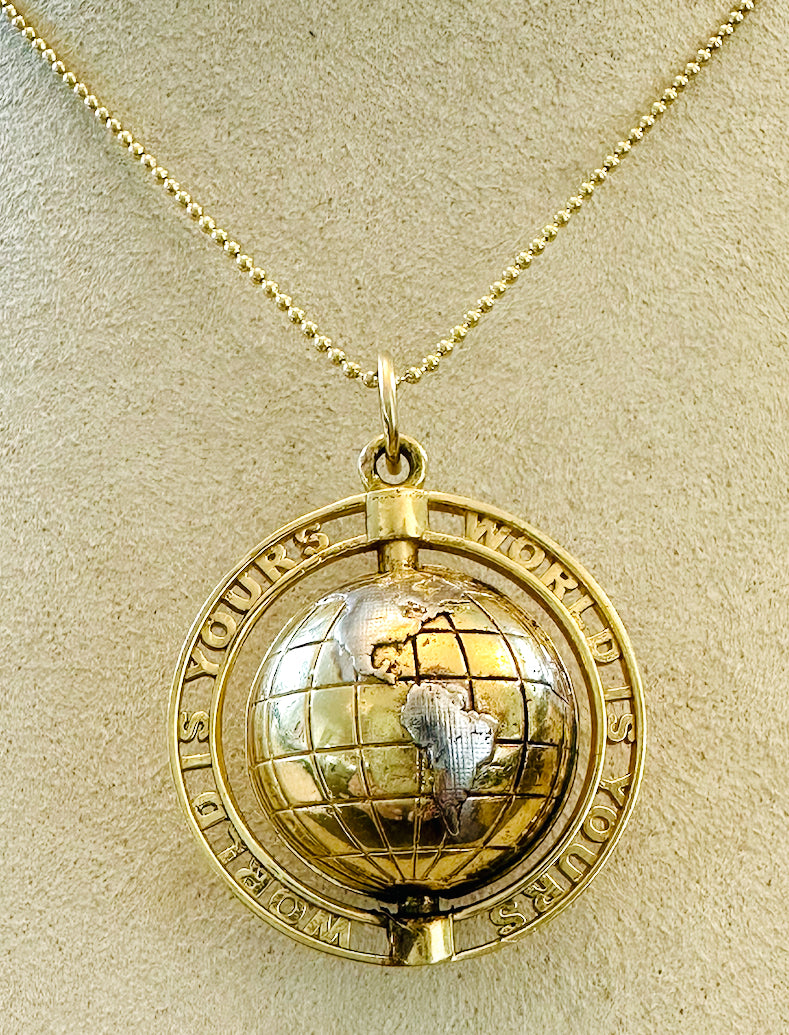 14KT Gold Vintage The World is Yours Globe Charm