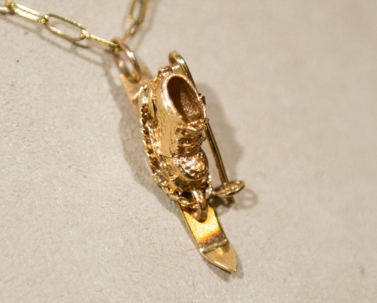 14KT Gold Vintage Ski Charm
