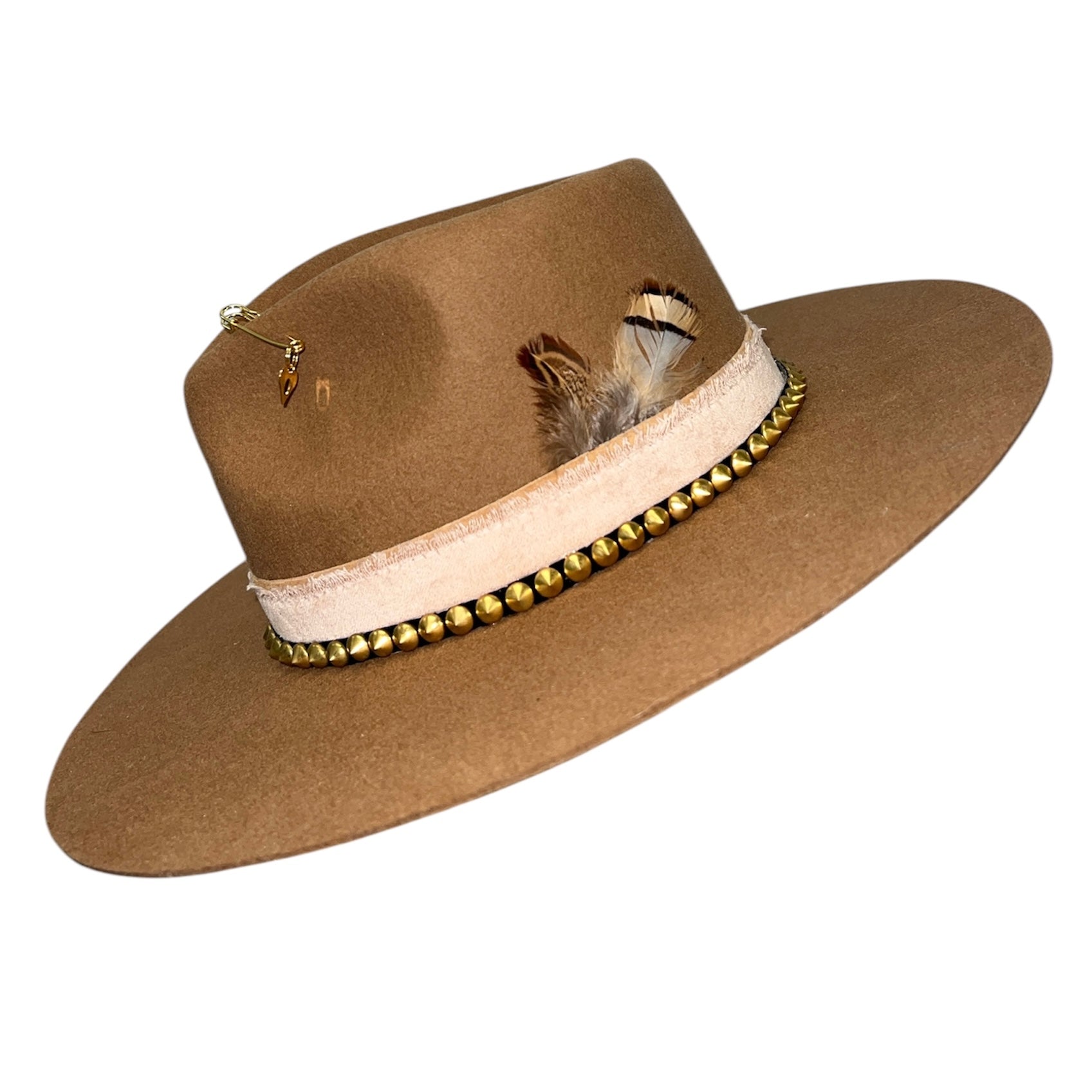 Fab Finds By Sarah Rancher Hat in Camel/Heart Pin