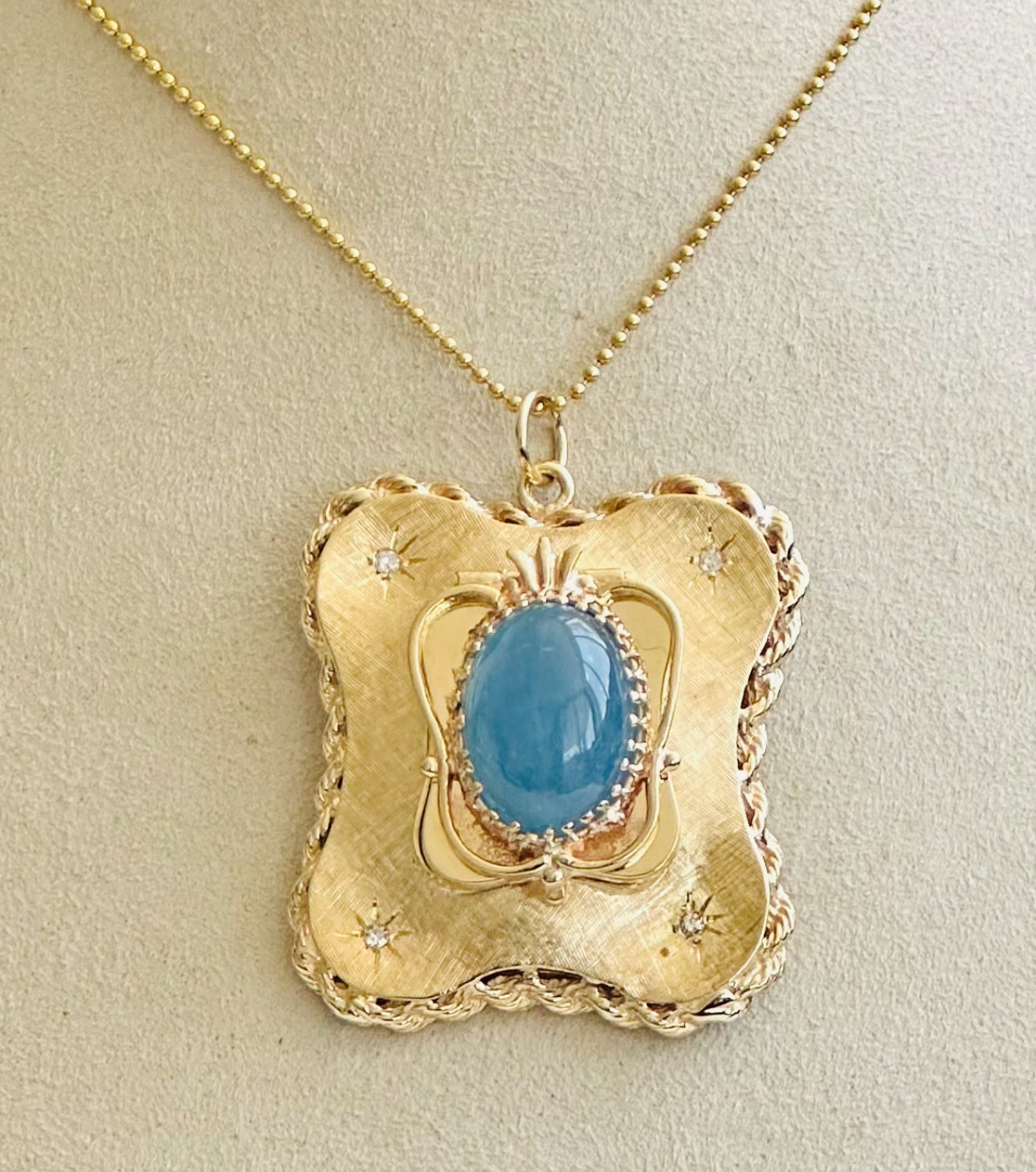 Vintage 14KT Gold, Aquamarine & Diamond Locket