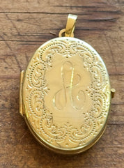 Vintage 14KT Gold Oval Locket Inscribed with A