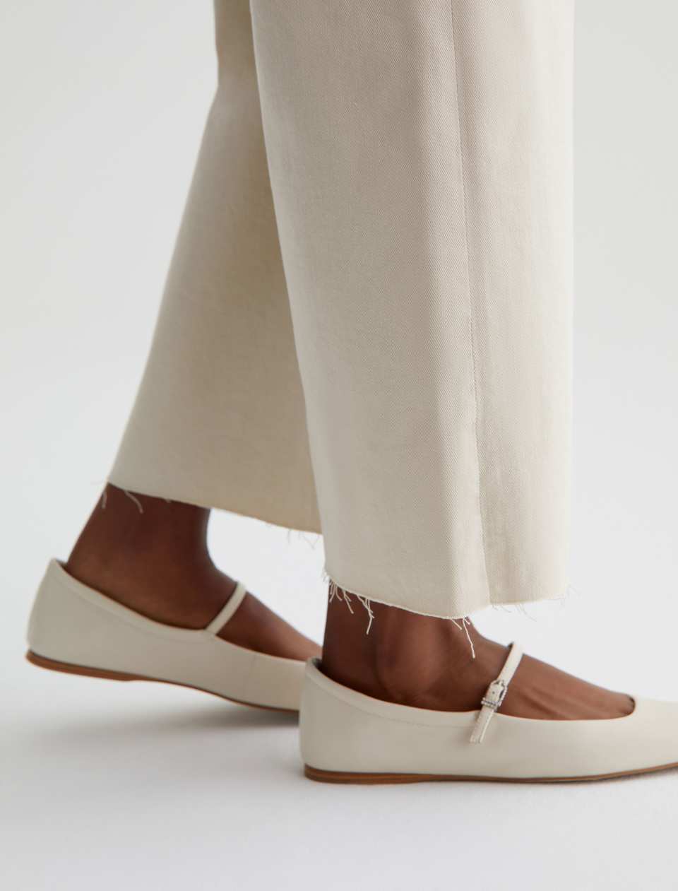 AG Saige Wide Leg Crop Jean in Opal Stone