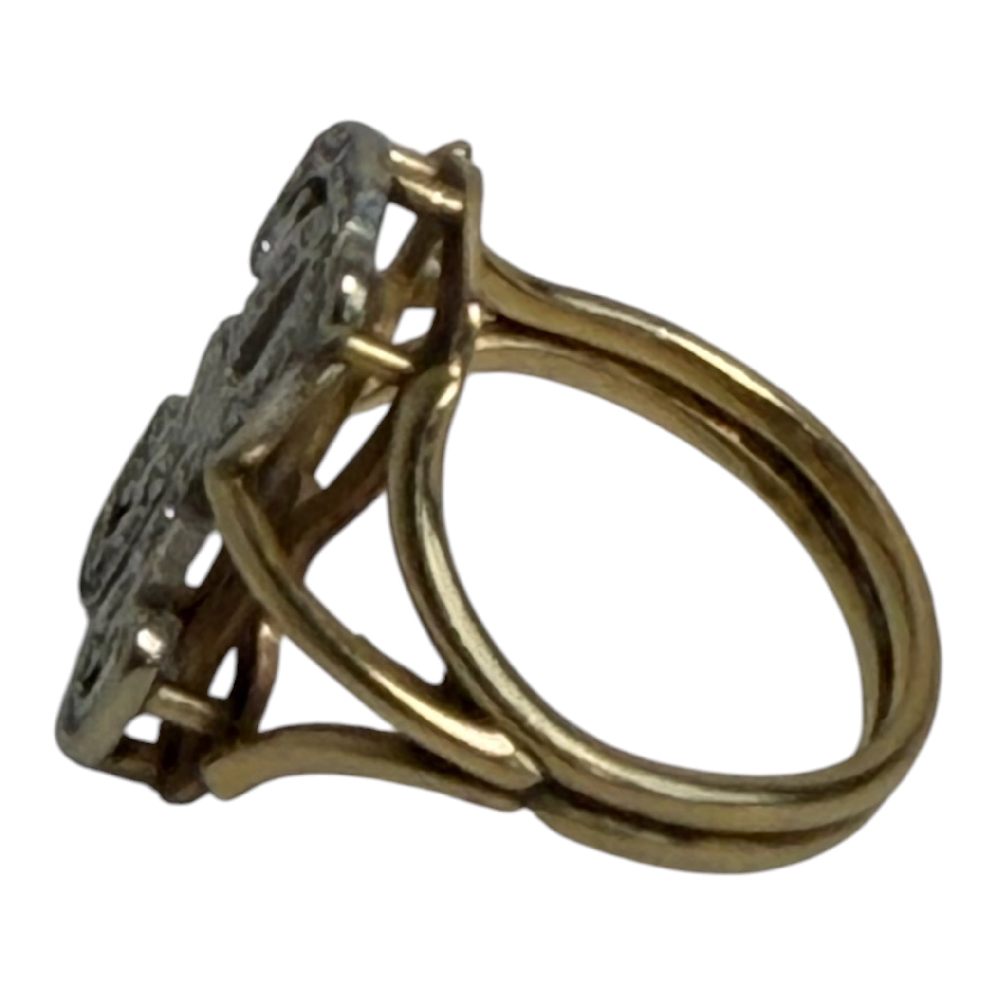 Vintage 14KT Gold & Diamond R Ring