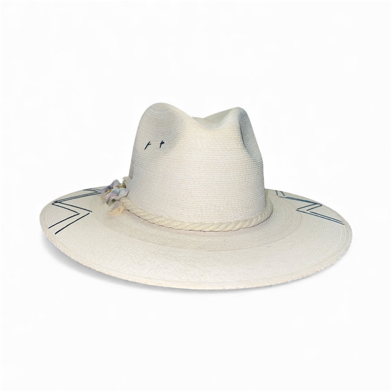 Un Pueblo Straw Hat - Love Is All