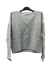 Kokun Cable V Neck Sweater