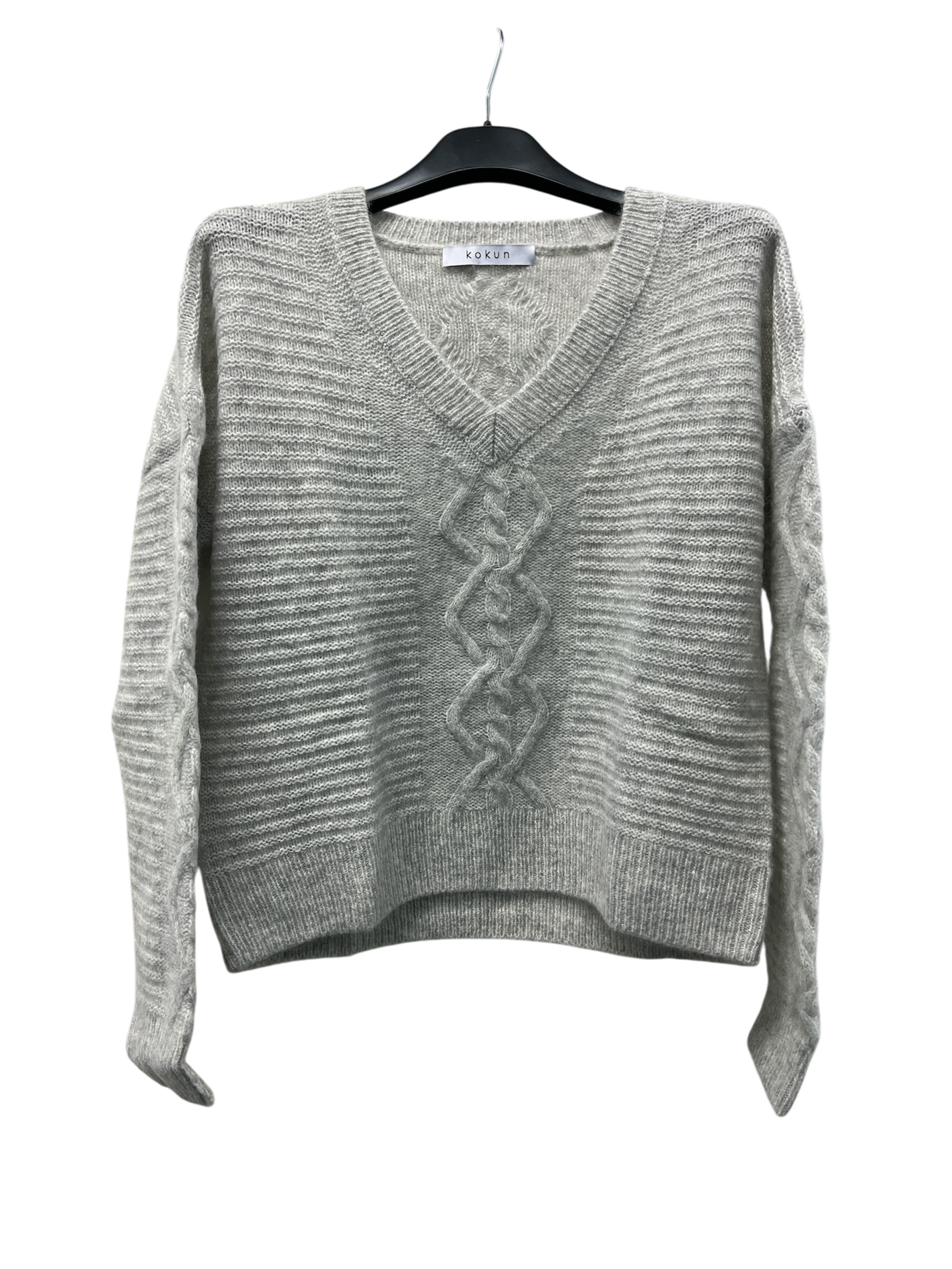 Kokun Cable V Neck Sweater