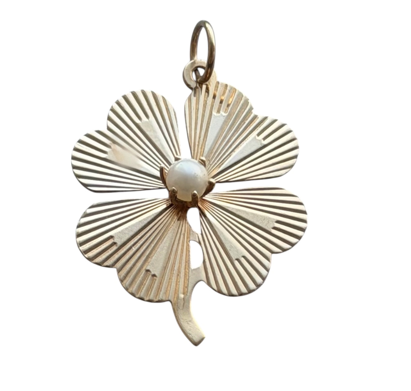 Vintage 14KT Gold Clover