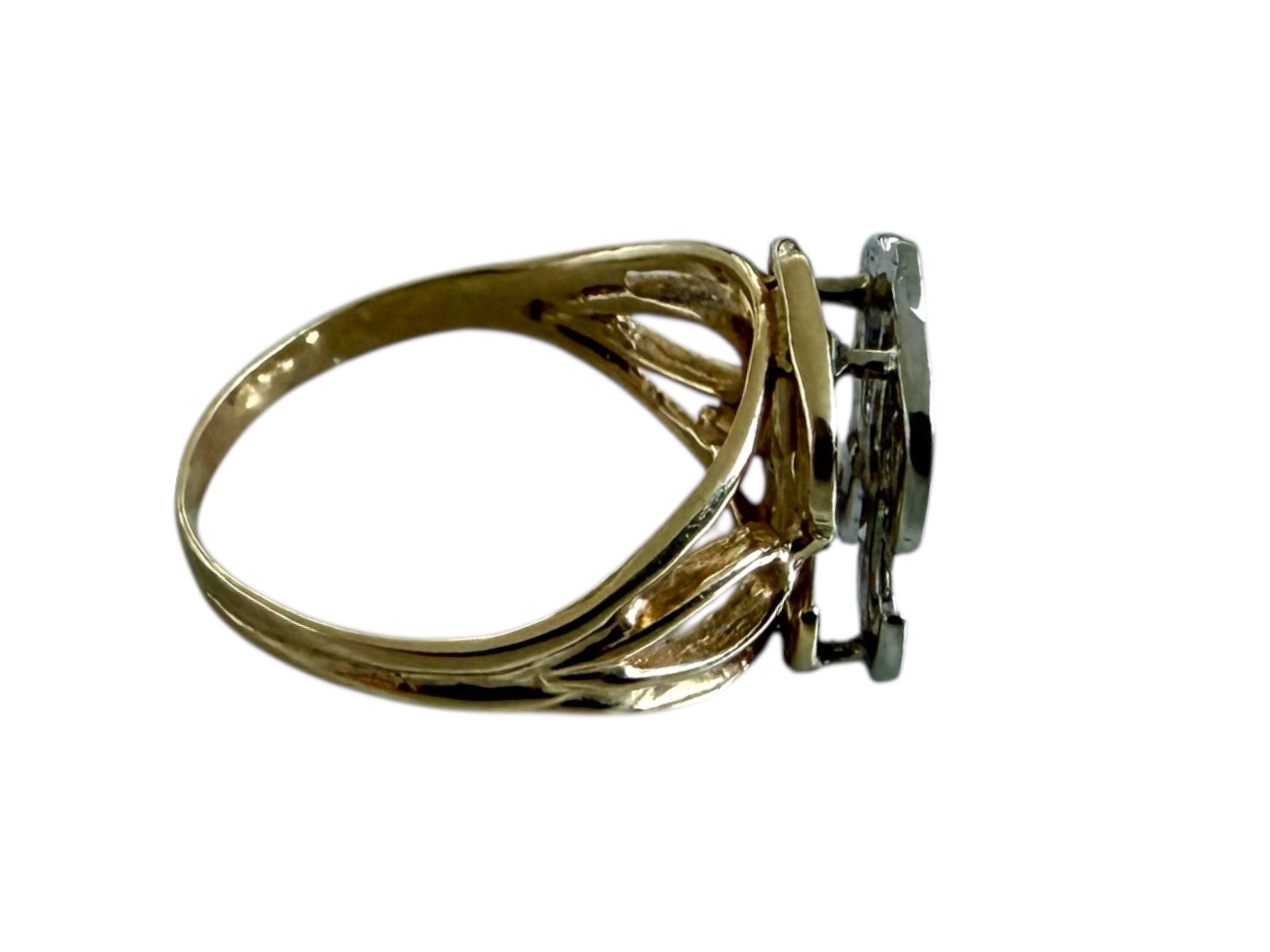 Vintage 14KT Gold Diamond R Initial Ring