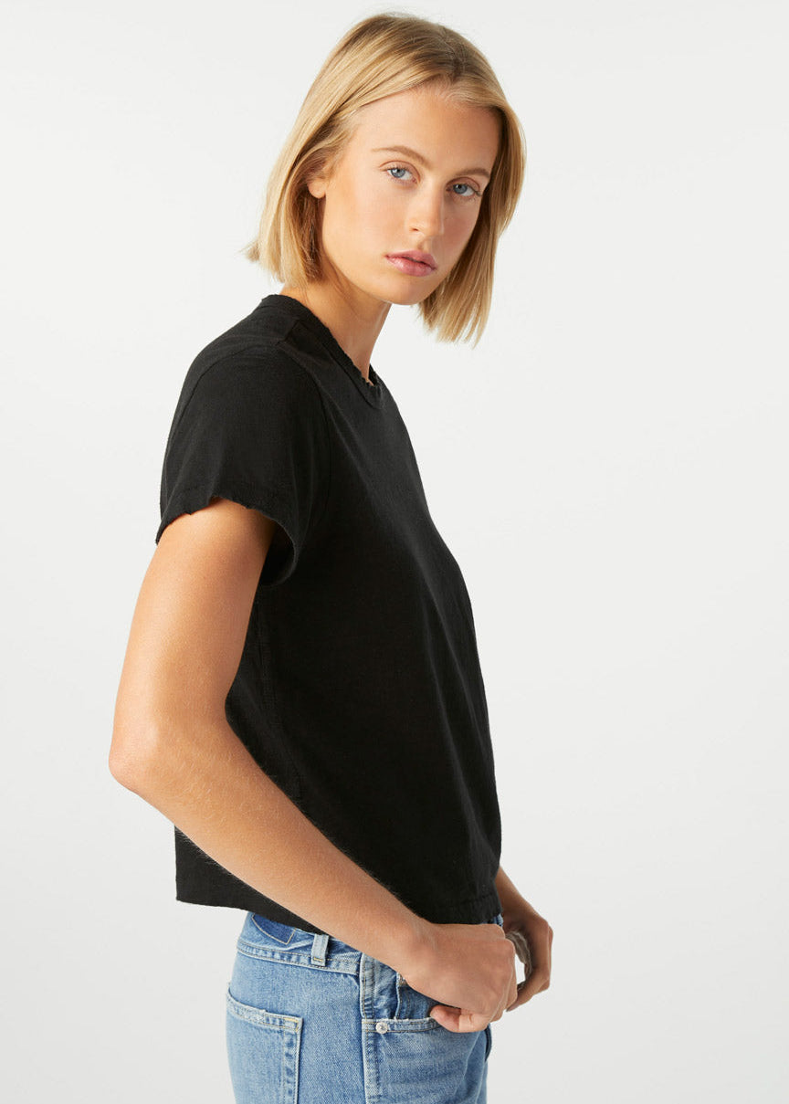 LOVE-TEE-BLACK_A163839-120_2_864x1312_8440d1f4-4e60-47a2-893f-cea369dd8a5b.jpg
