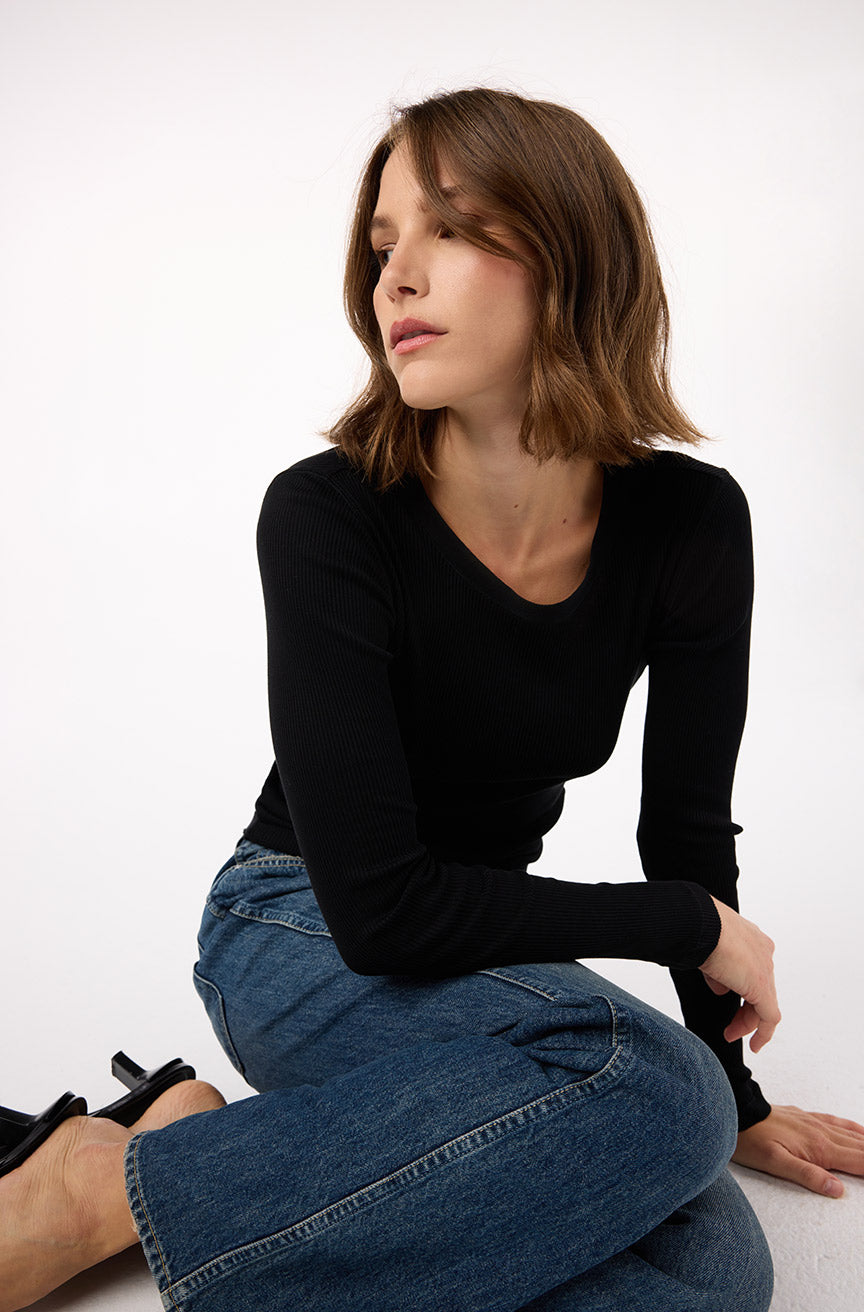 AMO Marcenia Low Boot Cut Jean
