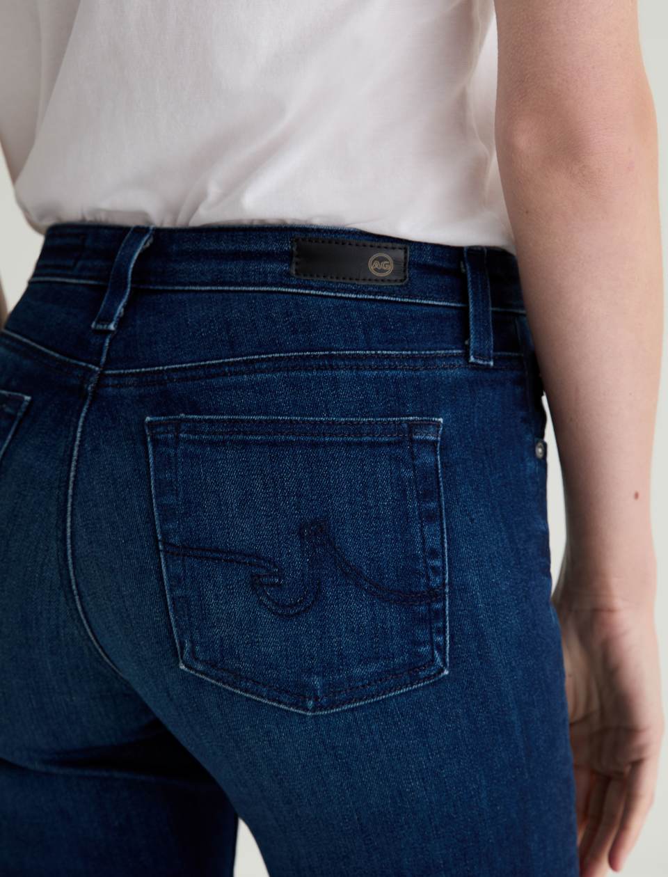 AG Farrah Bootcut Cropped Jean in Epilogue