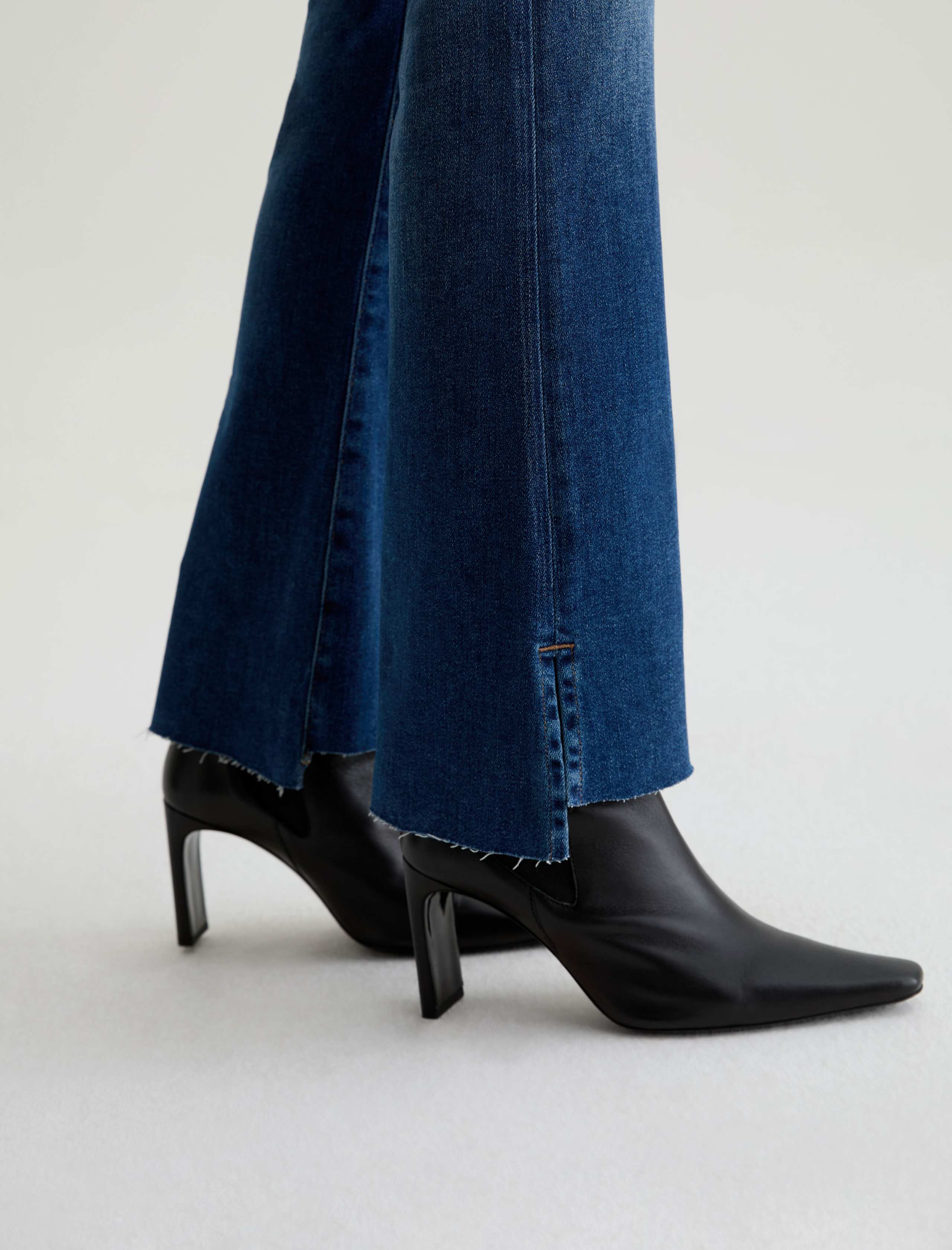 AG Angel Low Rise Bootcut Jean in 12 Yrs Assumption
