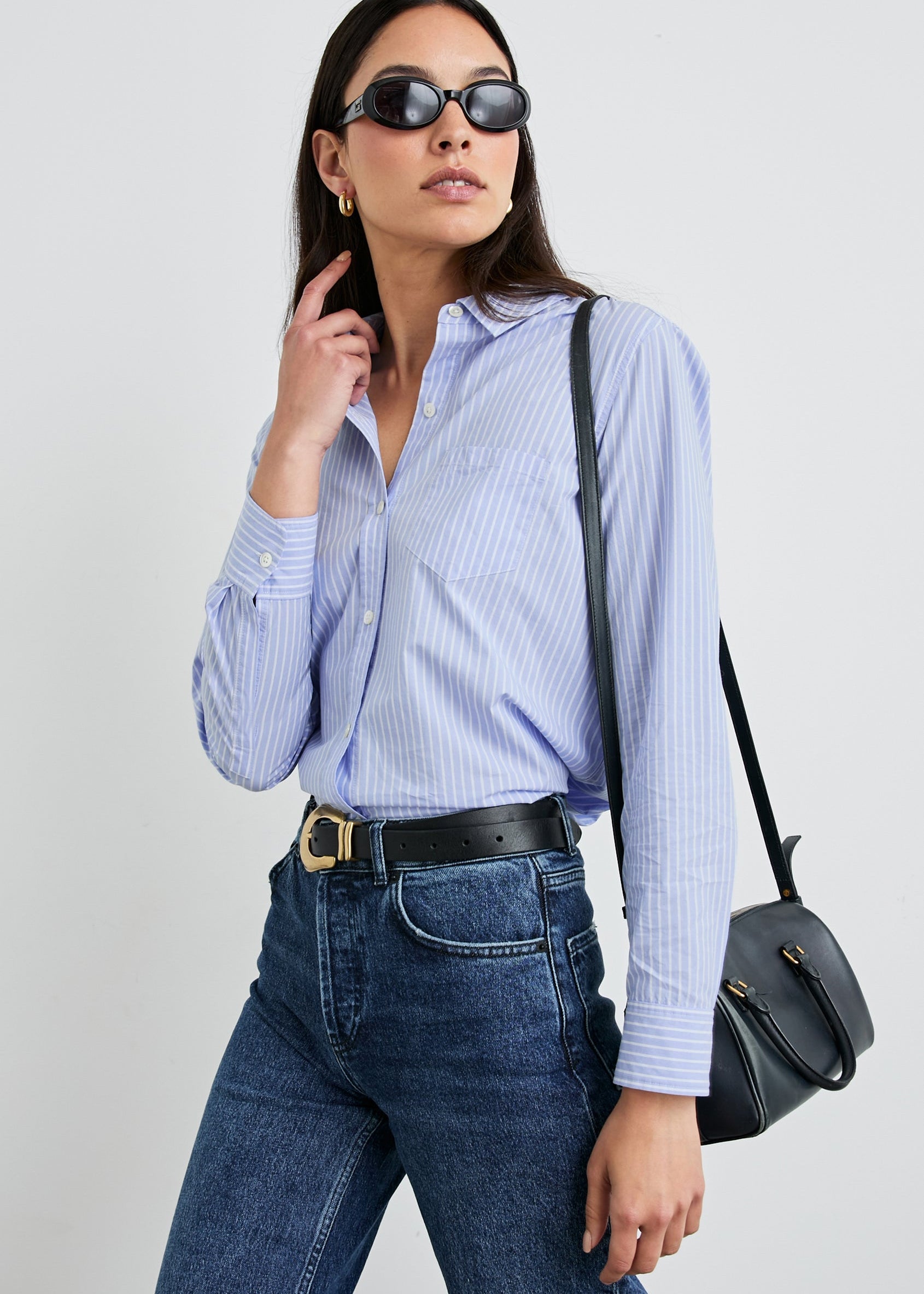 STINA-OXFORD-WHITE-STRIPE-4_2_1690x_67a71e8b-4ca5-4b11-8cdd-823ee0f9d83b.jpg