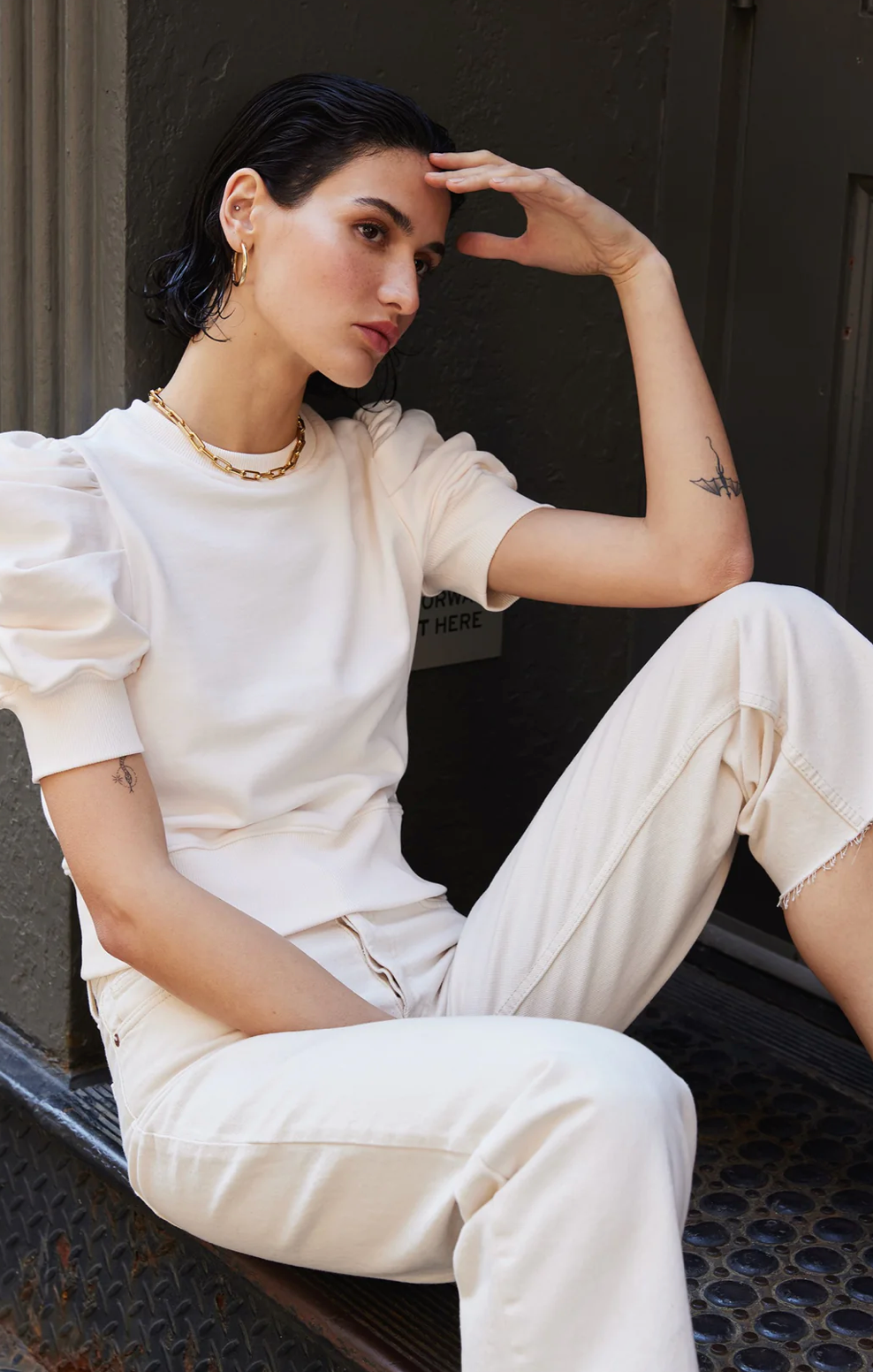Soldout.nyc The Just Enough Puff Sleeve S/S Sweatshirt