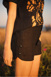Las Surenas Linen Shorts