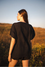 Las Surenas Linen Shorts
