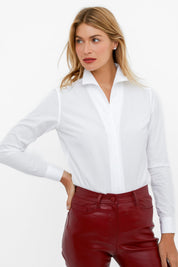 Sarah Alexandra Signature Shirt in The Right White