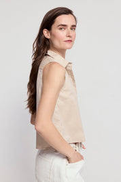 The Shirt The Boxy Cropped Sleeveless Shirt - White