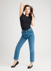 Yummie Short Sleeve Shaping Thong Bodysuit