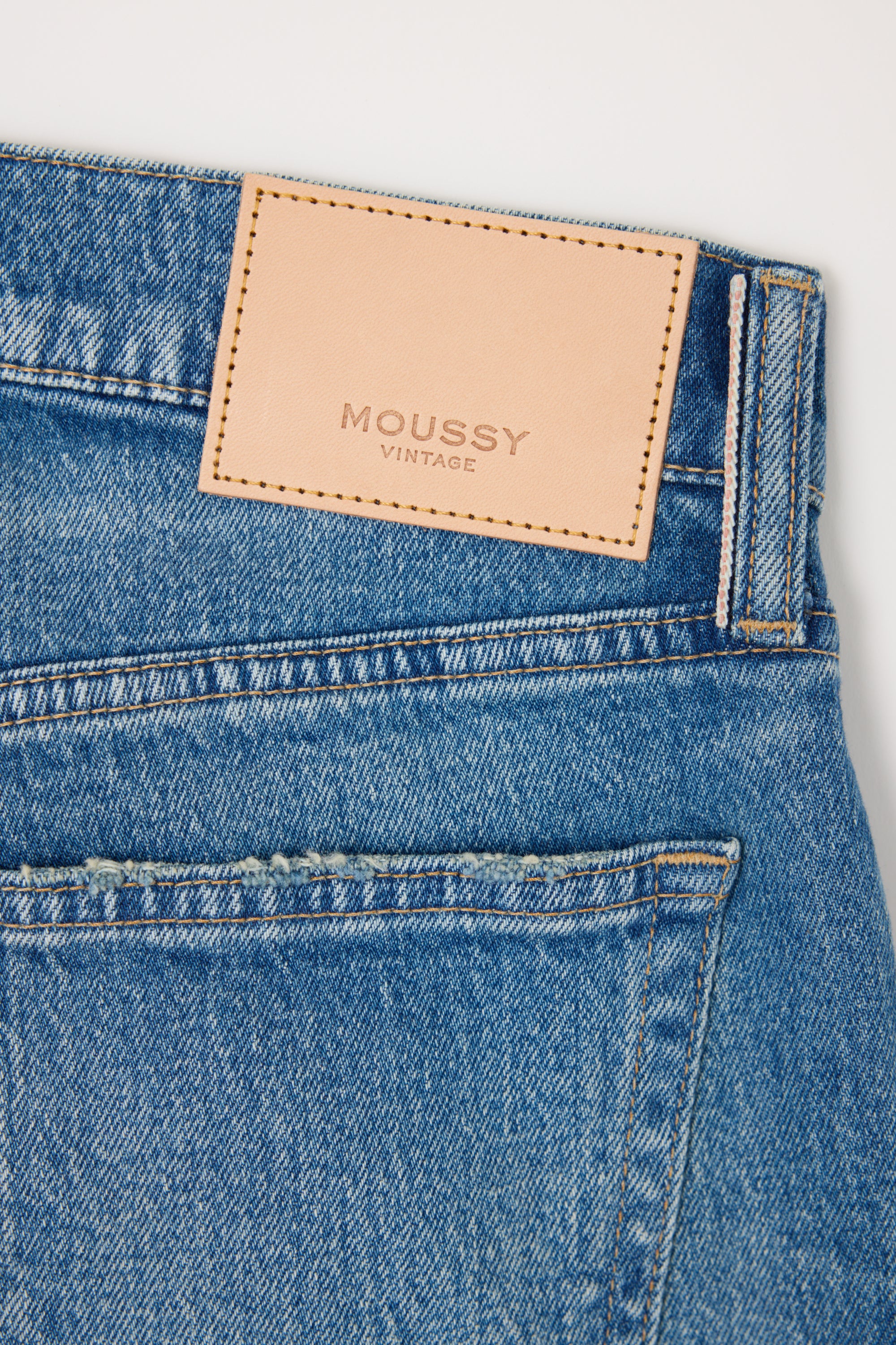 Moussy Vintage Coney Slim Straight Jean