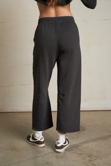 PerfectWhiteTee Fallon Barrel Sweatpants